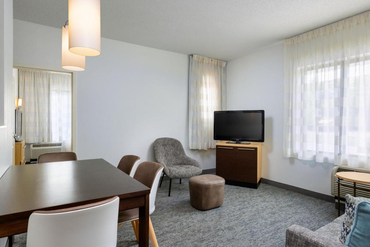 Towneplace Suites By Marriott York Exteriér fotografie