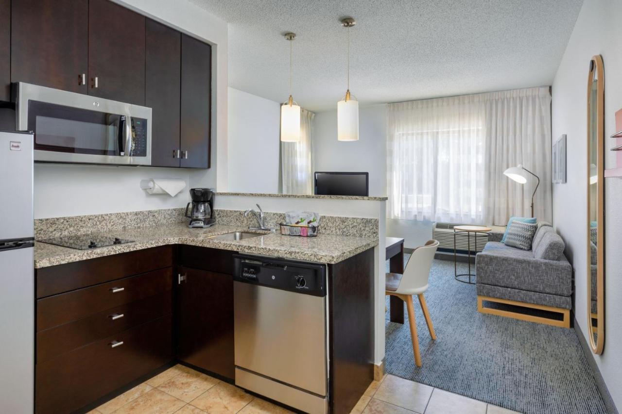 Towneplace Suites By Marriott York Exteriér fotografie