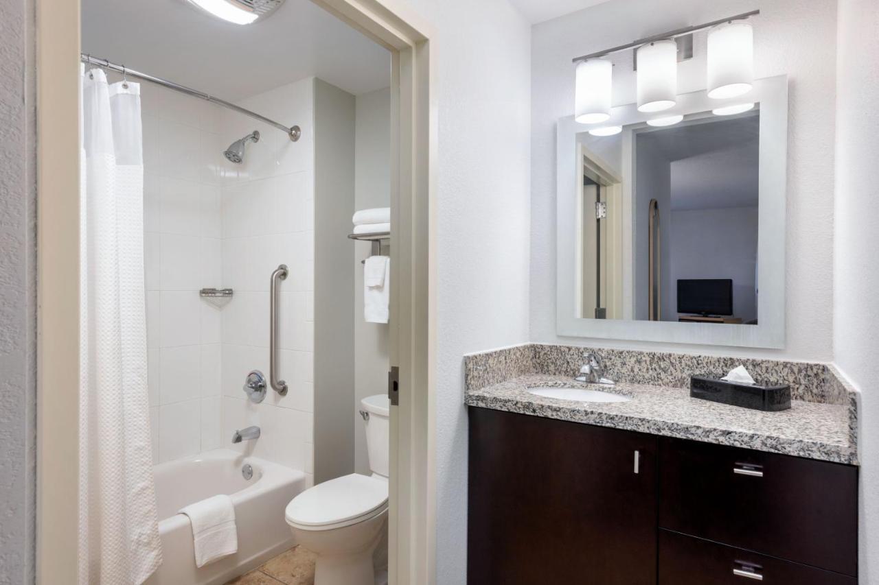 Towneplace Suites By Marriott York Exteriér fotografie